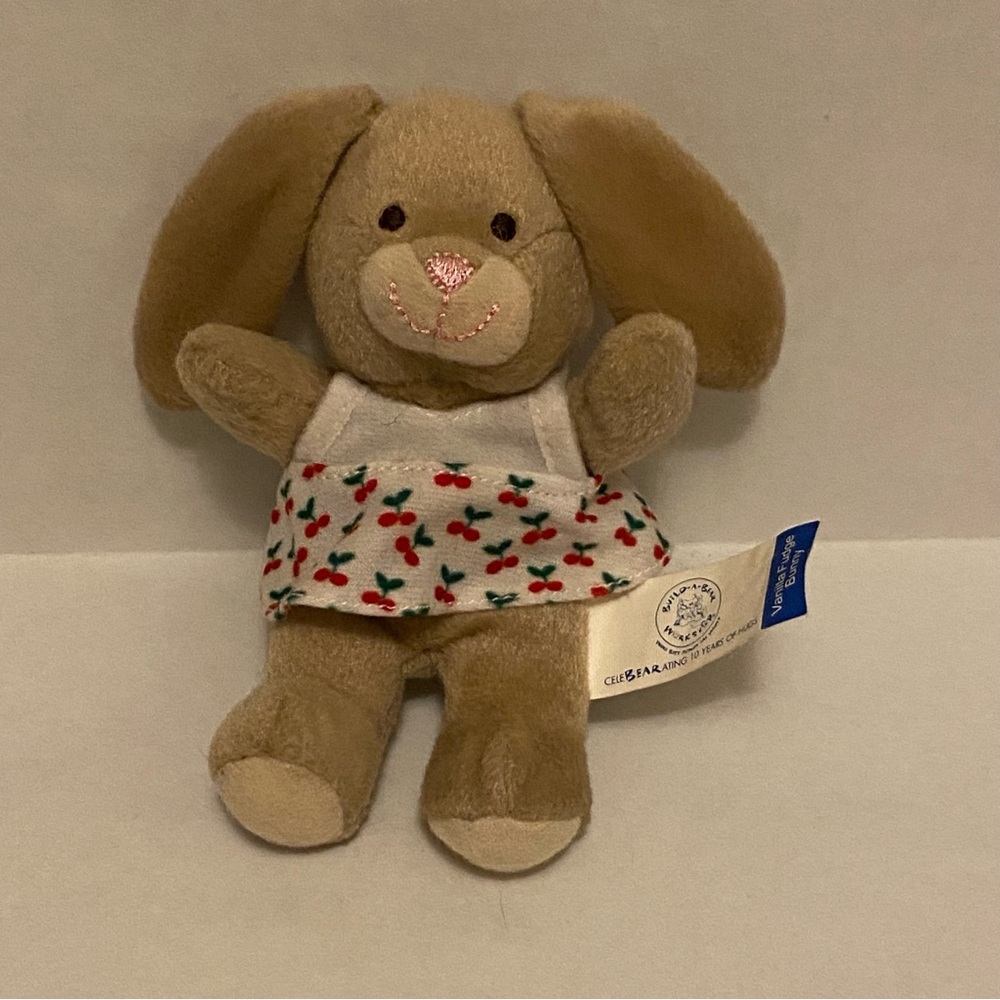 Build-A-Bear Vanilla Fudge Bunny Mini Plush 10 Years of Hugs McDonald’s Toy